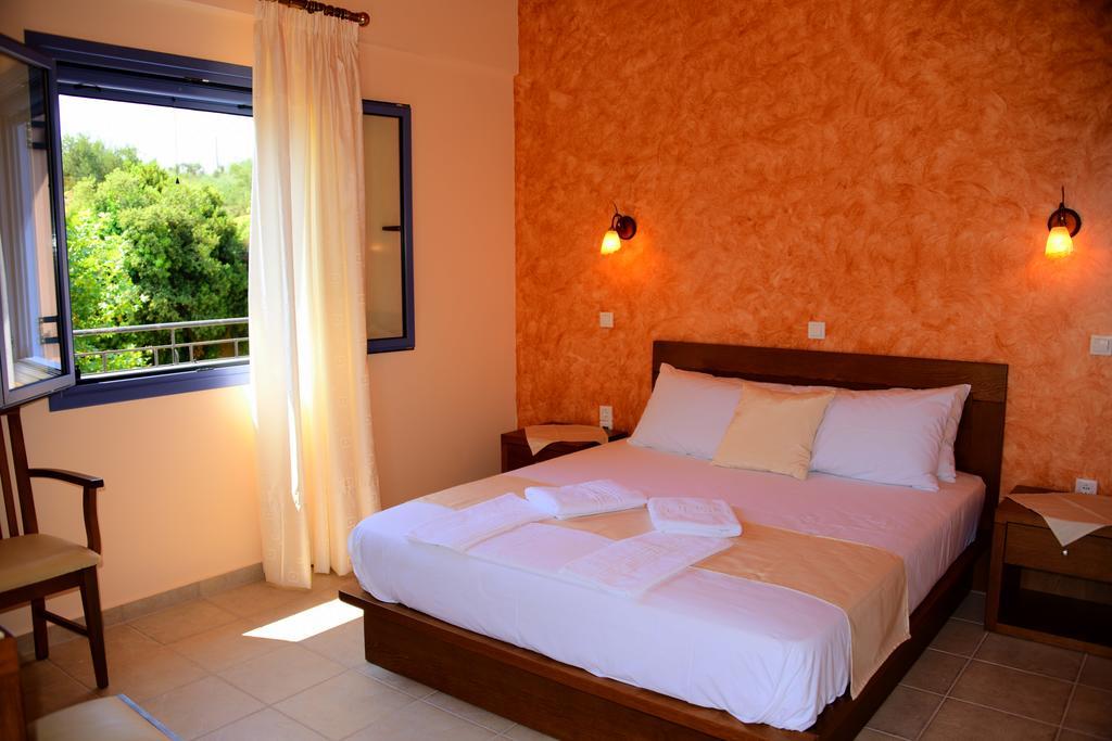 Nostos Apartment *