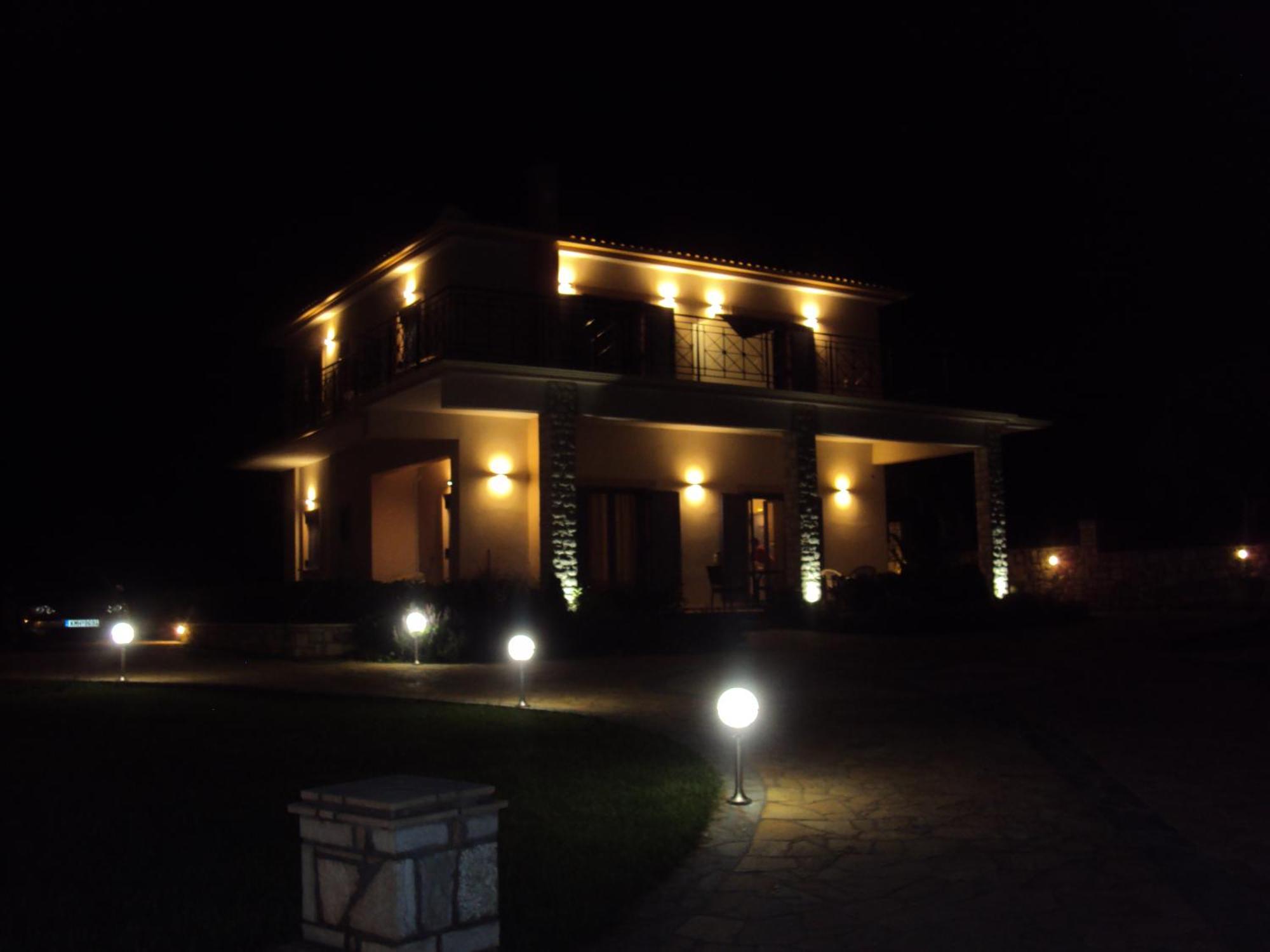 Nostos Apartment